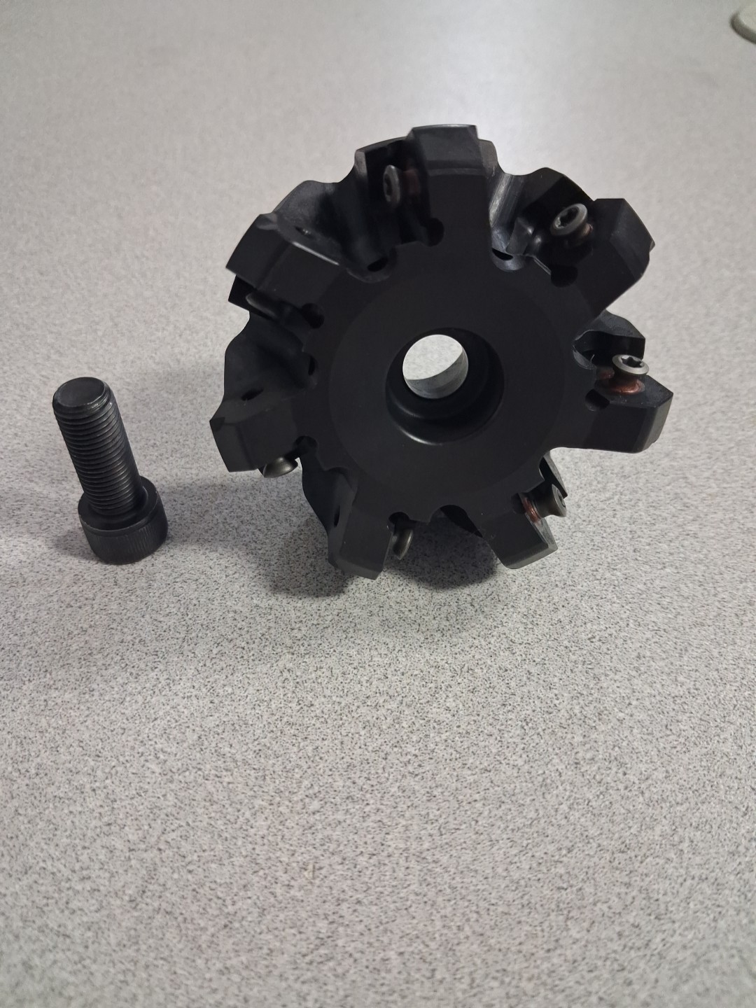 Kennametal Dodeka 45° Shell Mill (KSHR250HN5345M3) *Great Shape*