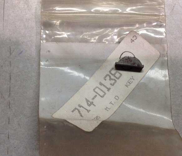 1- Mtd Part # 714-0136 Key