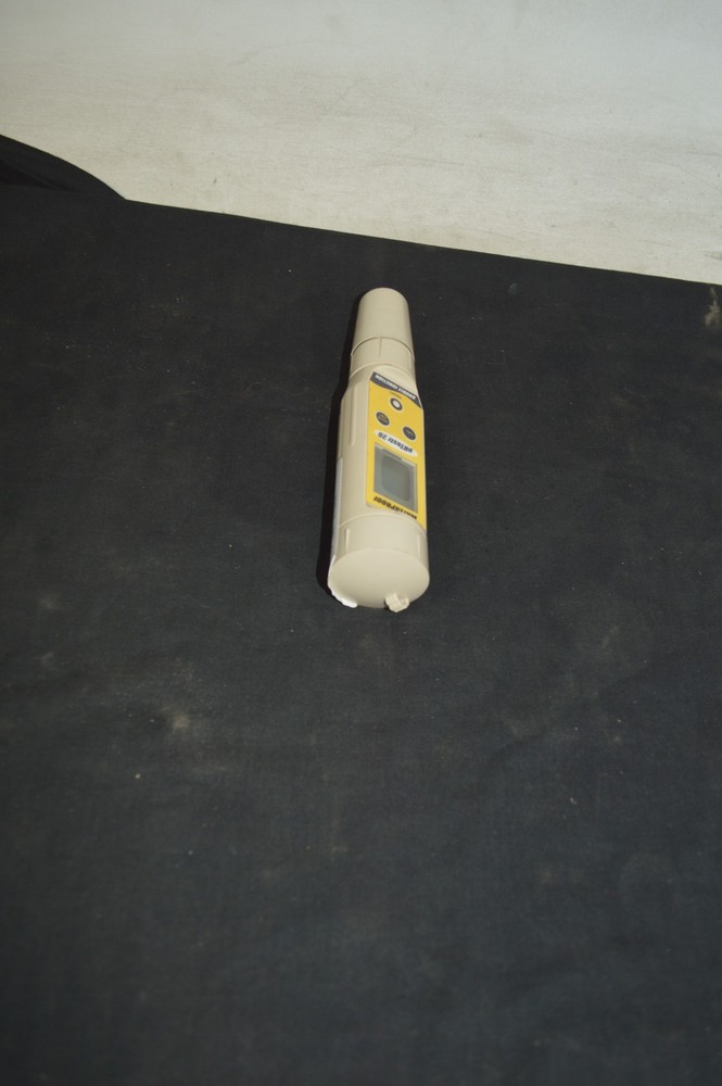 Eutechnics PHTESTR 20 pH Meter