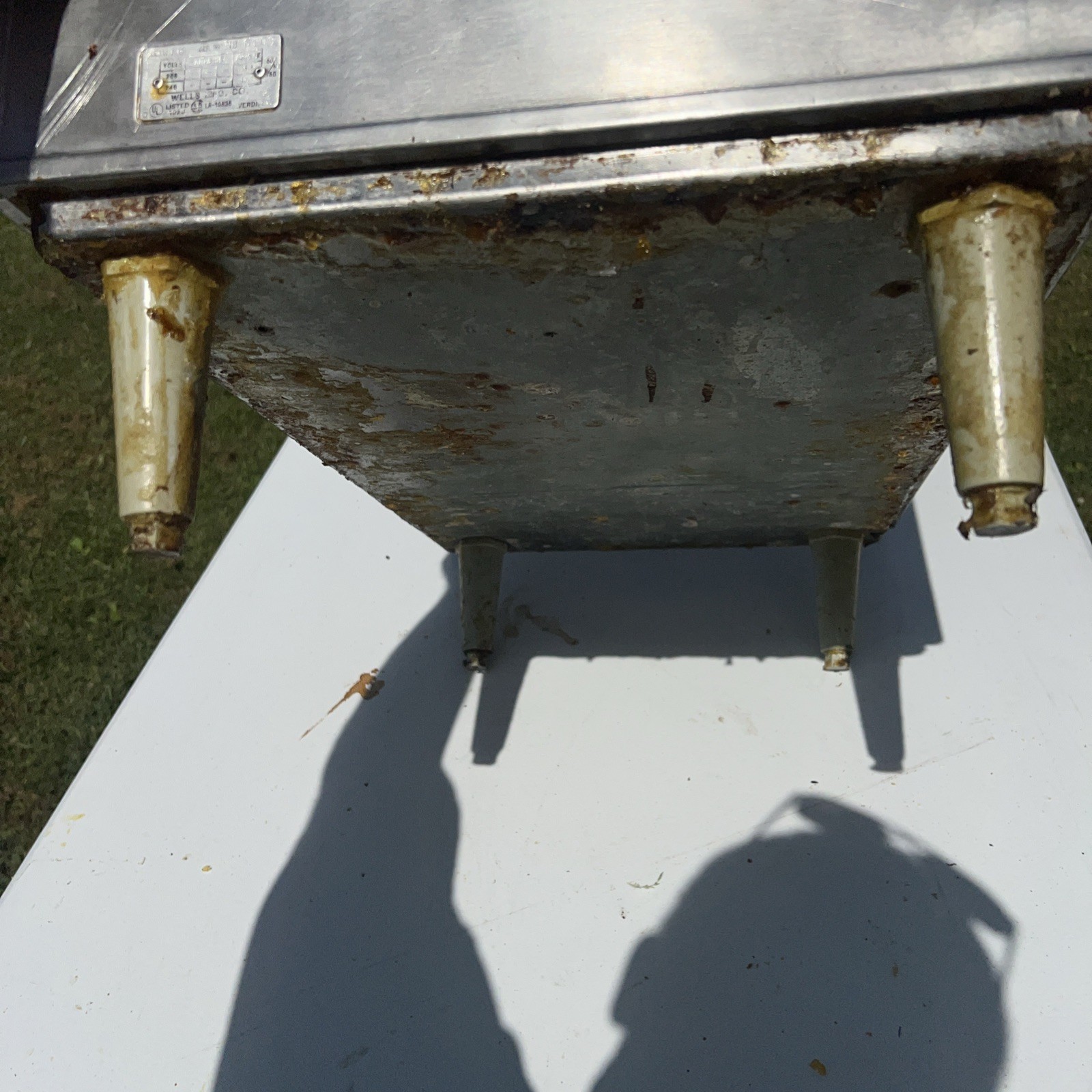 Wells F-49 Countertop 15lb Low Wattage Single Basket Electric Fryer A