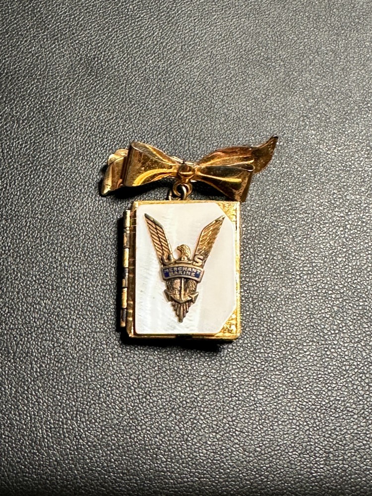 Vintage US Merchant Marine WW2 Sterling Silver Pin