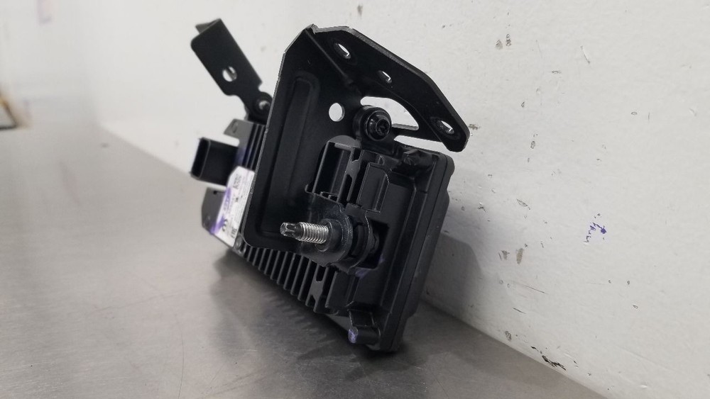 22 DODGE RAM TRX 1500 FRONT FACING CAMERA WINDSHIELD MOUNTED 4672891AB