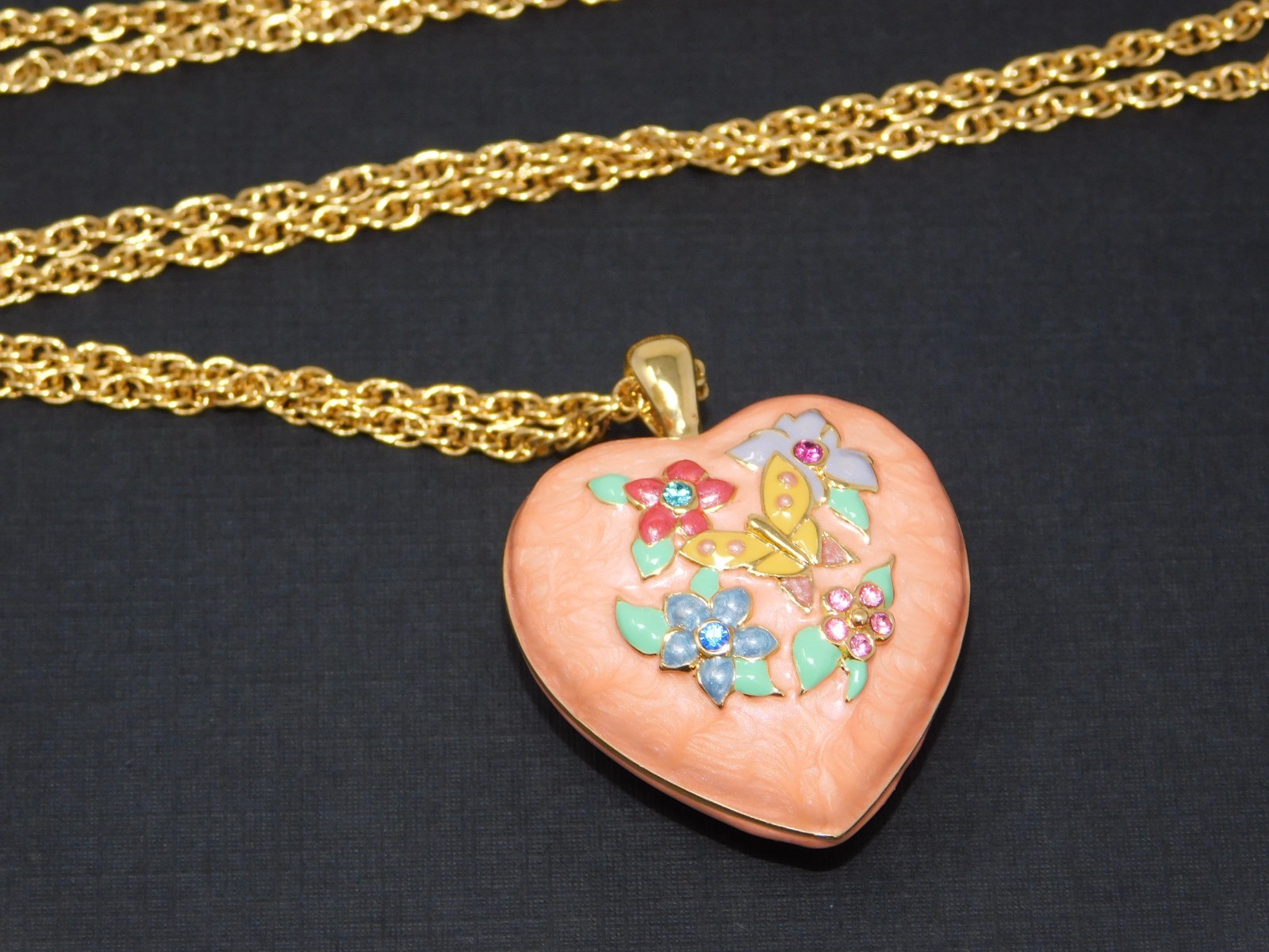 Vintage JOAN RIVERS Enamel & Crystal Floral Puffy Heart Pendant Chain Necklace