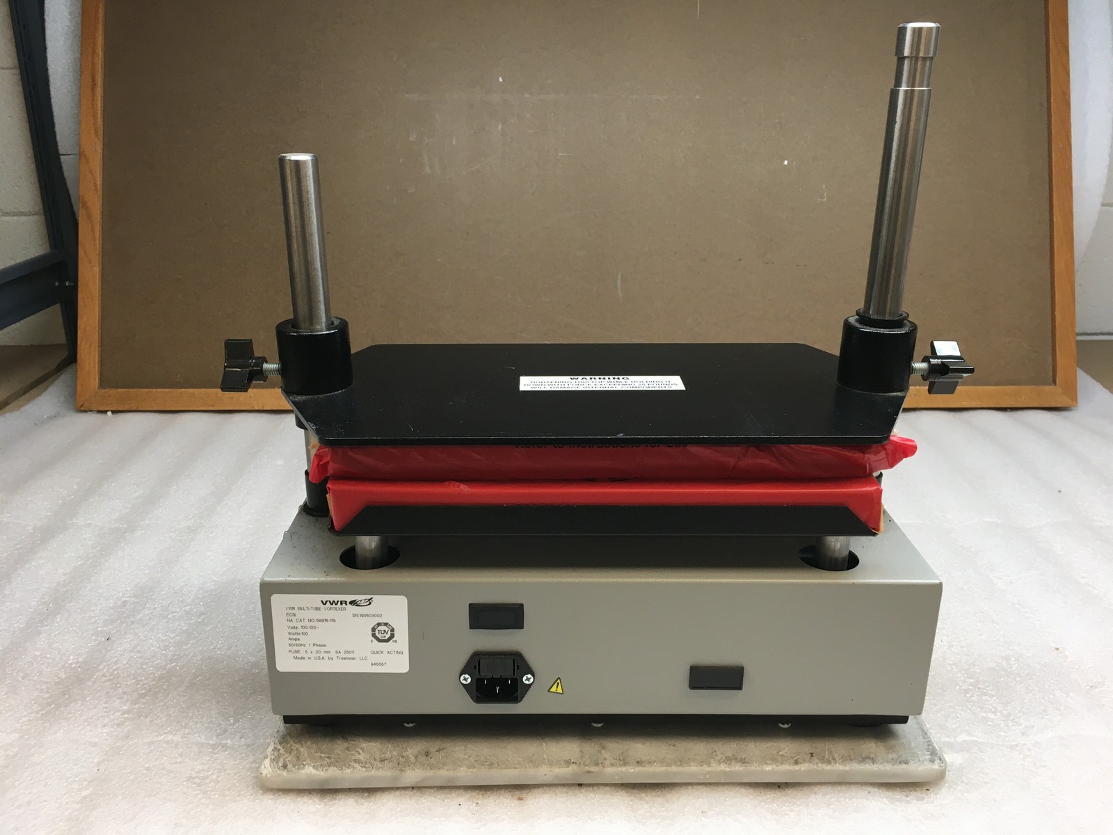 VWR Scientific Products VX-2500 Multi-Tube Vortexer 58816-115 945057