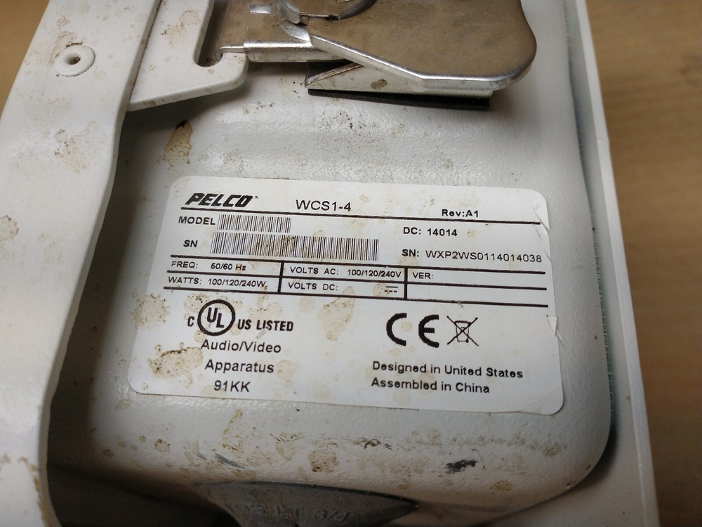 PELCO WCS1-4 camera power supply