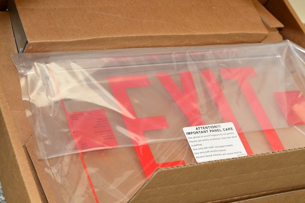 LSI Exitronix LED Edge-Lit Exit Sign Single Face Universal 902E-U-2CI7-RC-BA