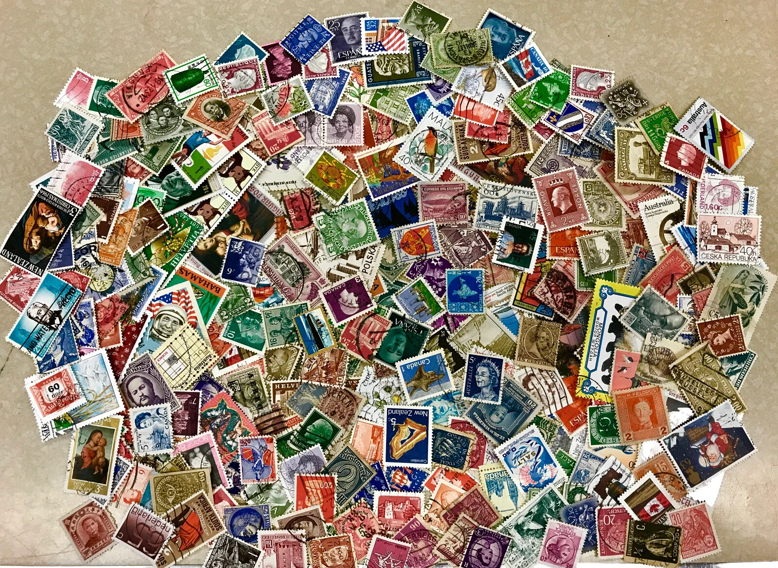1000 Worldwide Stamp Collection Lot Mixed Foreign Vintage Used Off Paper