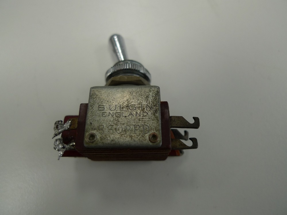 Bulgin Switch S302PD