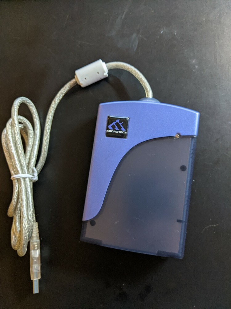 MICROTECH USB CameraMate Digital Card Reader (DPCM-USB) Untested