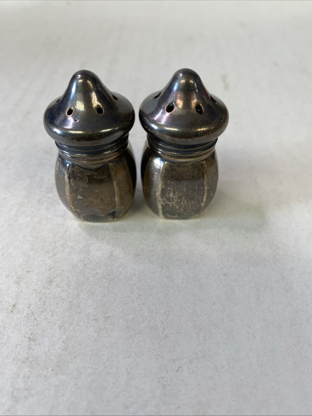 Vintage Sterling Silver Salt And Pepper Shaker set Signed V.L. (Vincent Lollo)
