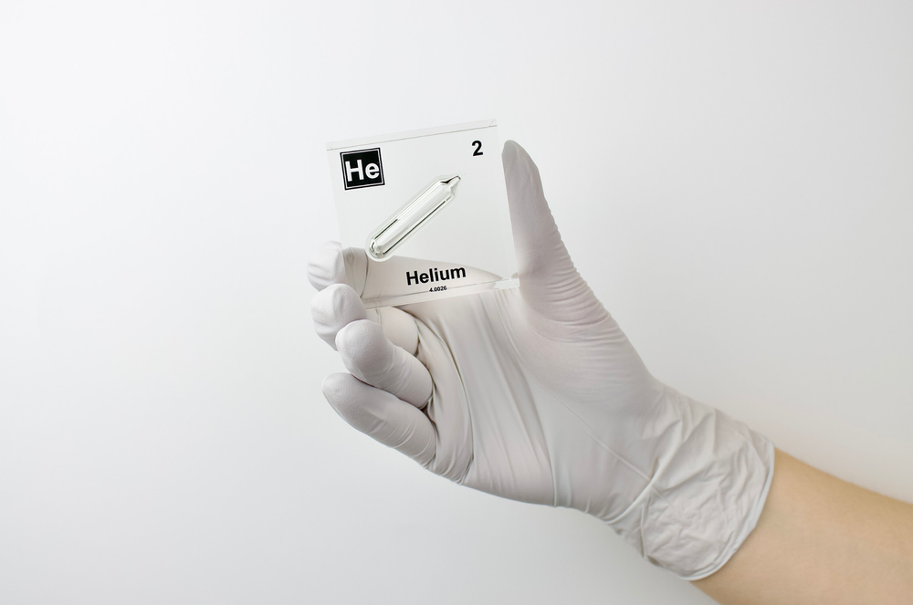 Helium Element Cube