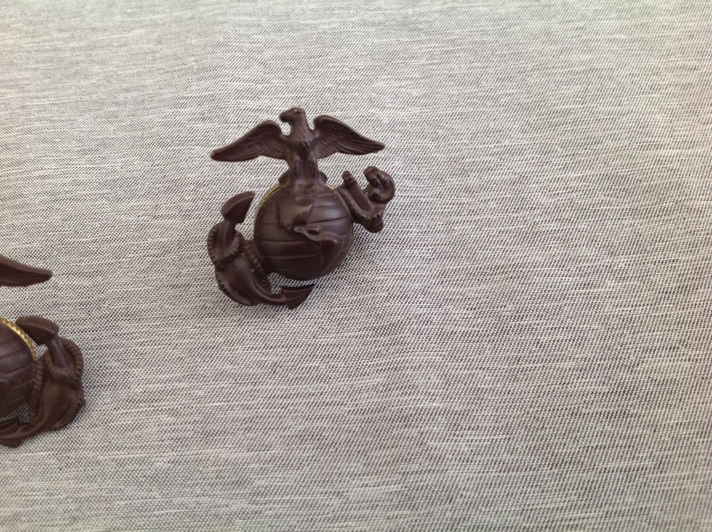 2 Krew USMC Screw Back Hat Badges