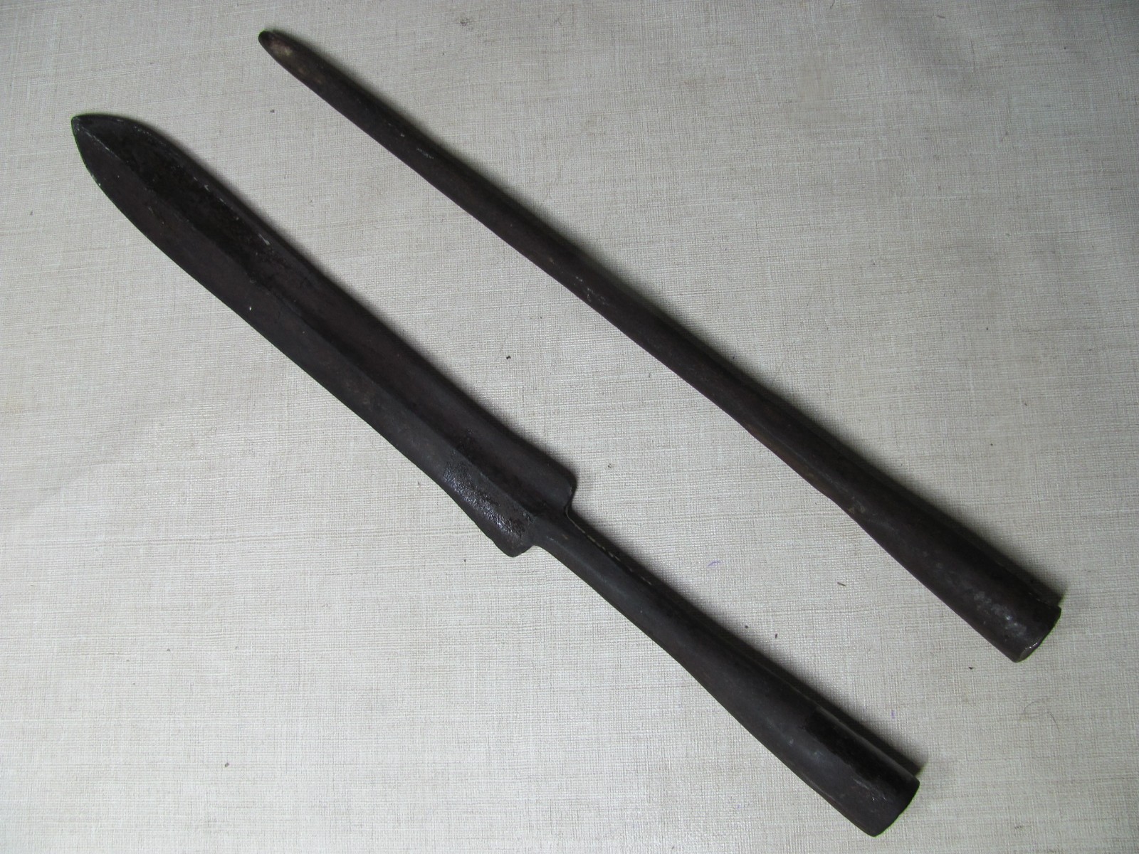 MAASAI SPEAR ASSEGAI TWO-SECTION AFRICAN LION SPEAR 66 INCHES HAND FORGED GOOD