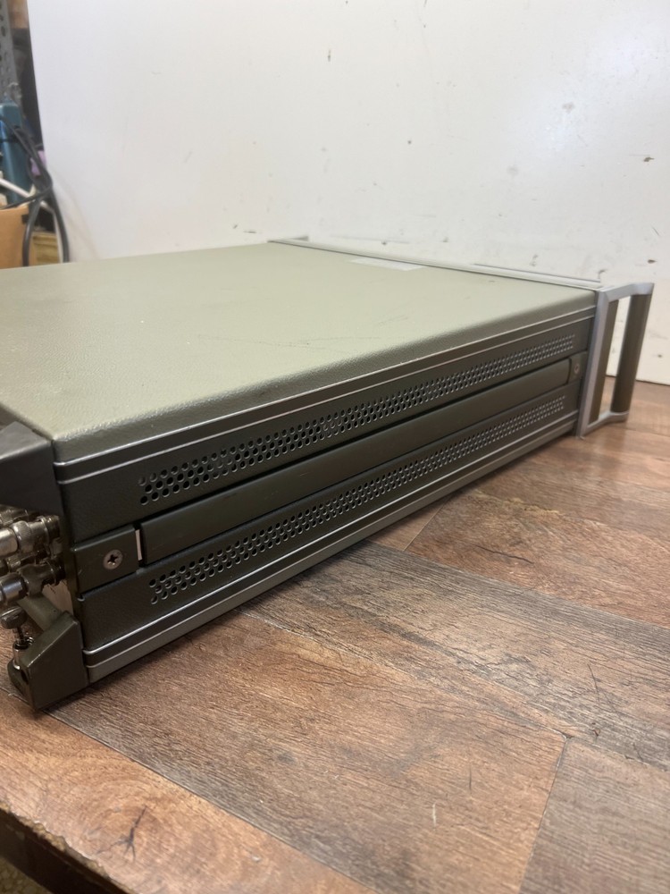 HP 85662A Spectrum Analyzer Display untested.