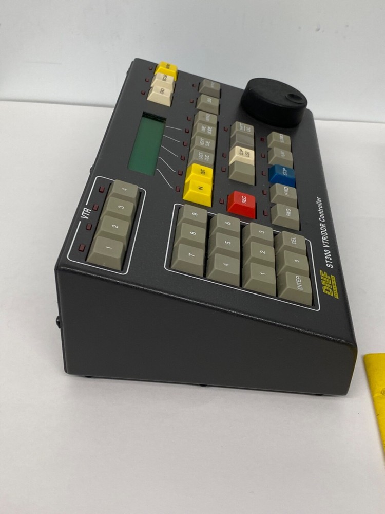 DNF ST300 VTR/DDR CONTROLLER & DLM ST420 SHOTBOX UNTESTED