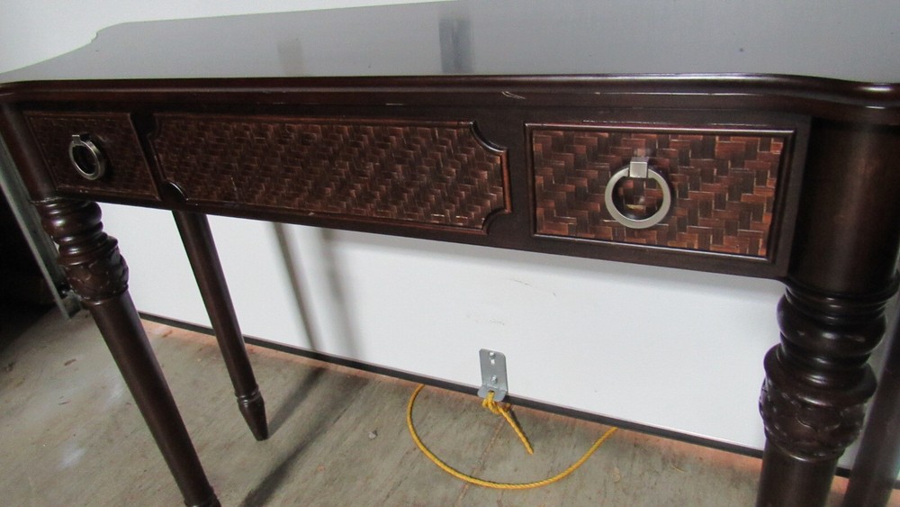 Mahogany Bombay Console Entry Table