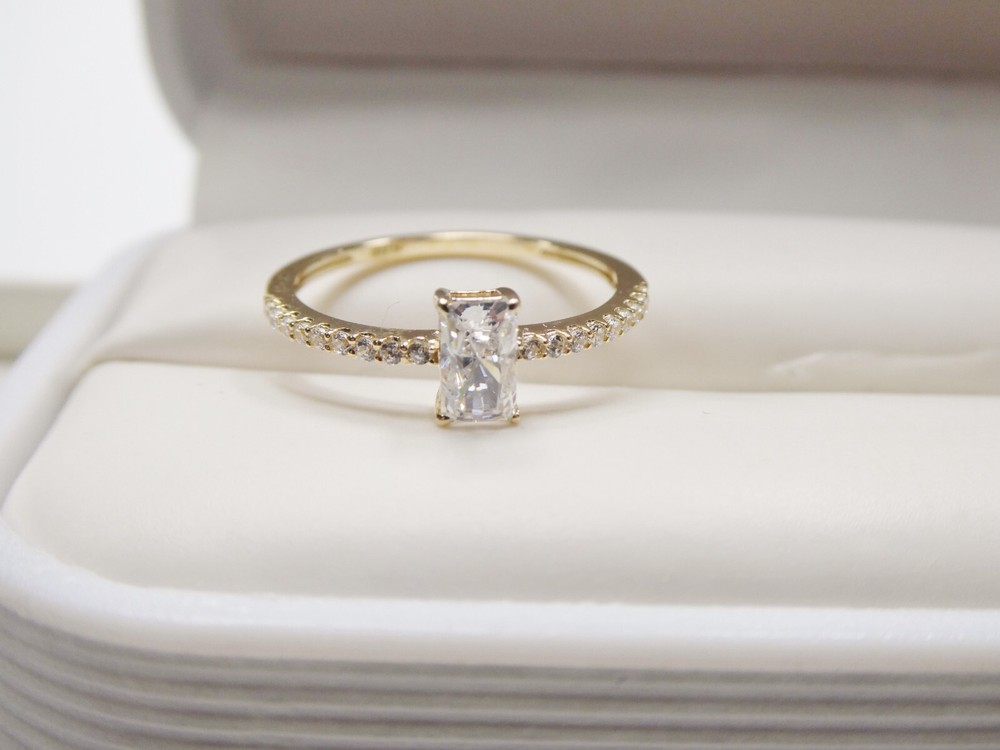 10K REAL SOLID YELLOW GOLD LADIES RING