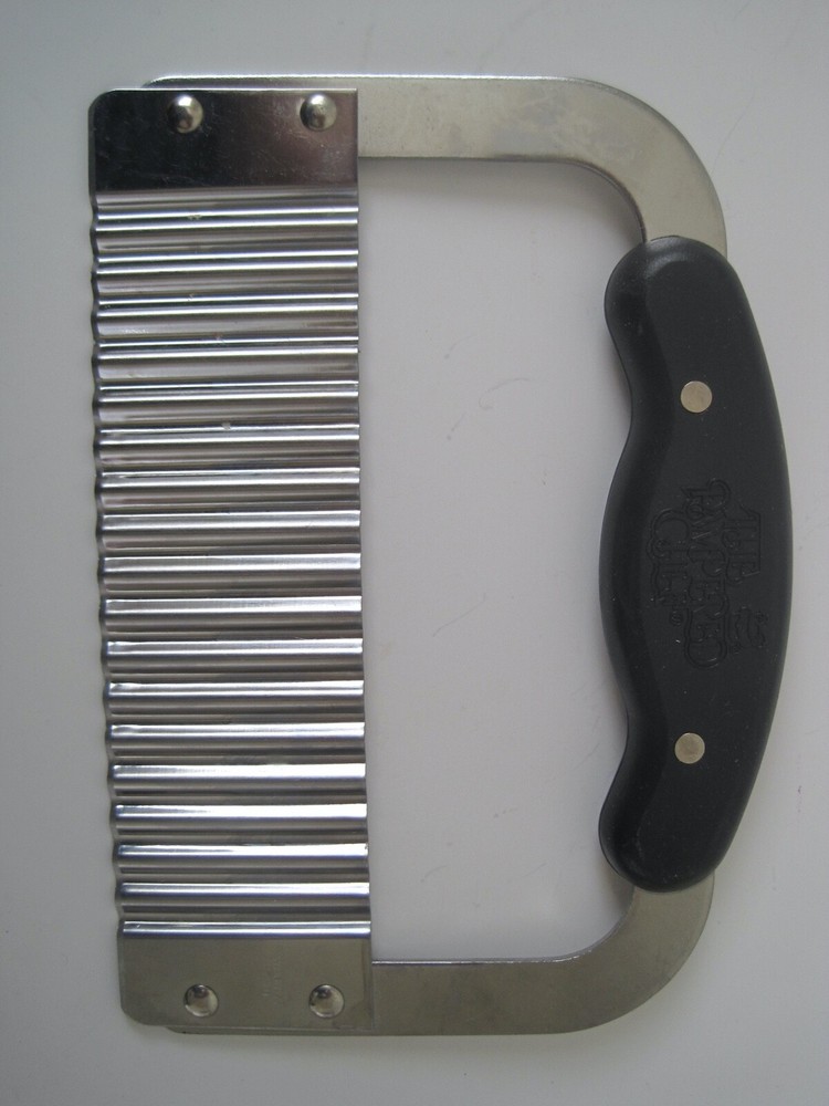 Pampered Chef Stainless Crinkle Cutter