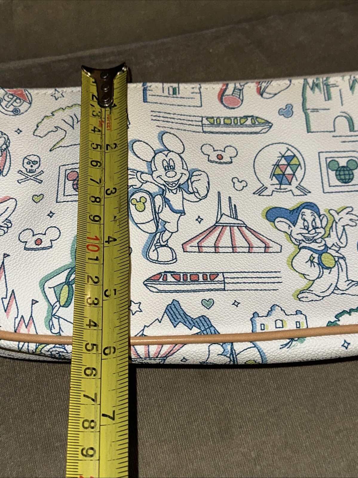 New Disney World Park WDW Dooney & Bourke 2017 Marathon LEXI Crossbody Purse Bag