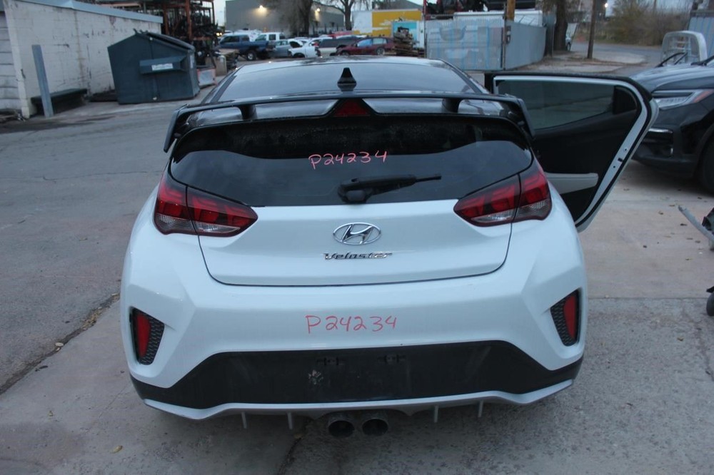 Camera/Projector Camera Front Windshield Mounted Fits 19-20 VELOSTER 611533