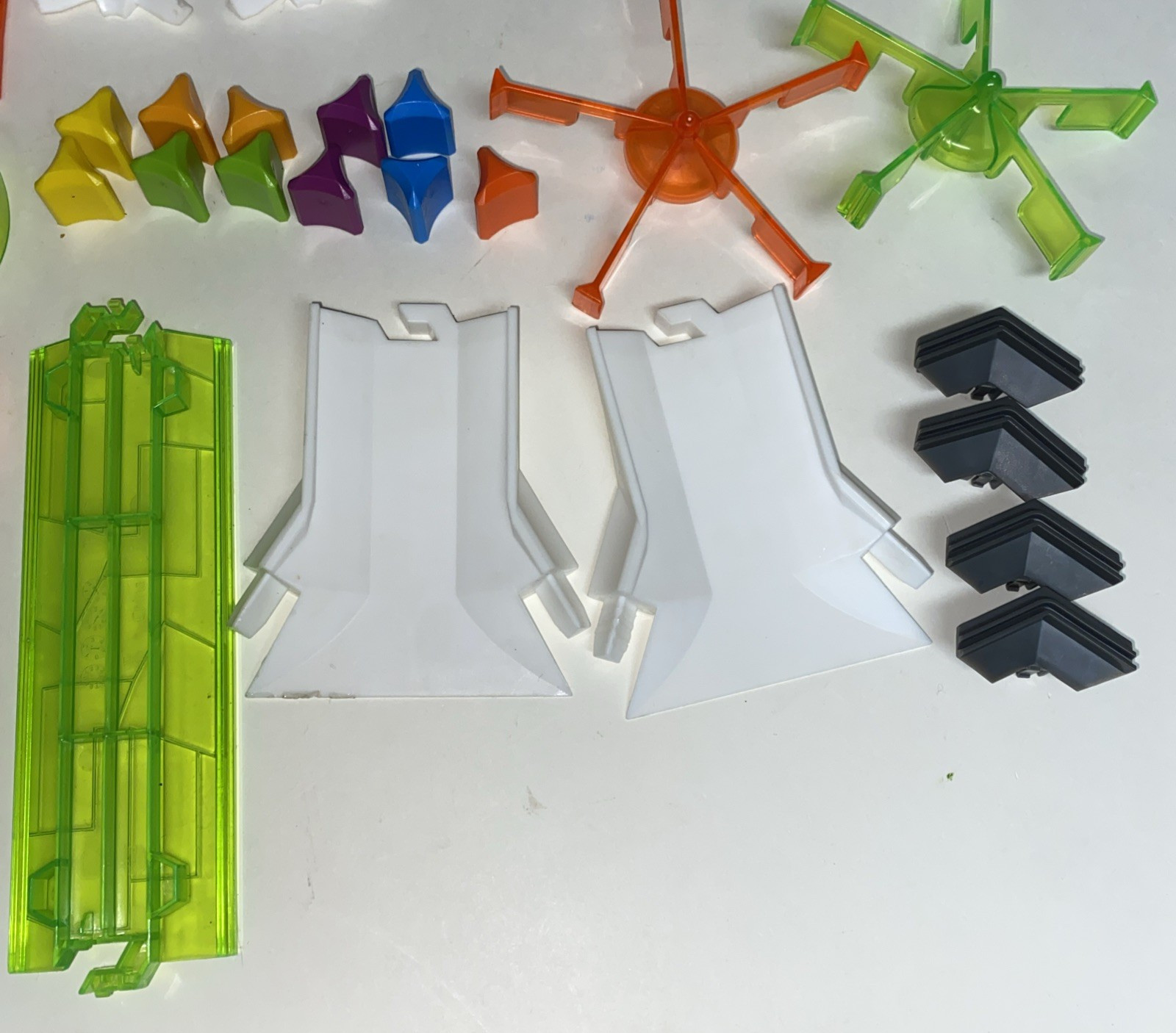 HEXBUG Flash Nano Battle Zone Playground Replacement Pieces Lot of 53 & 2 Bugs