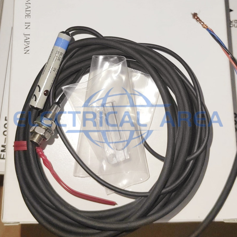 1PC New Keyence EM-005 Proximity Switch sensor Fast Delivery EM005