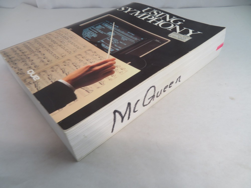 QUe Using Symphony Program Paperback 1984