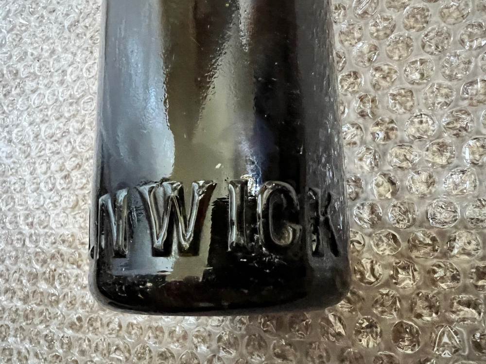 Beer Bottle G S Smart Alnwick