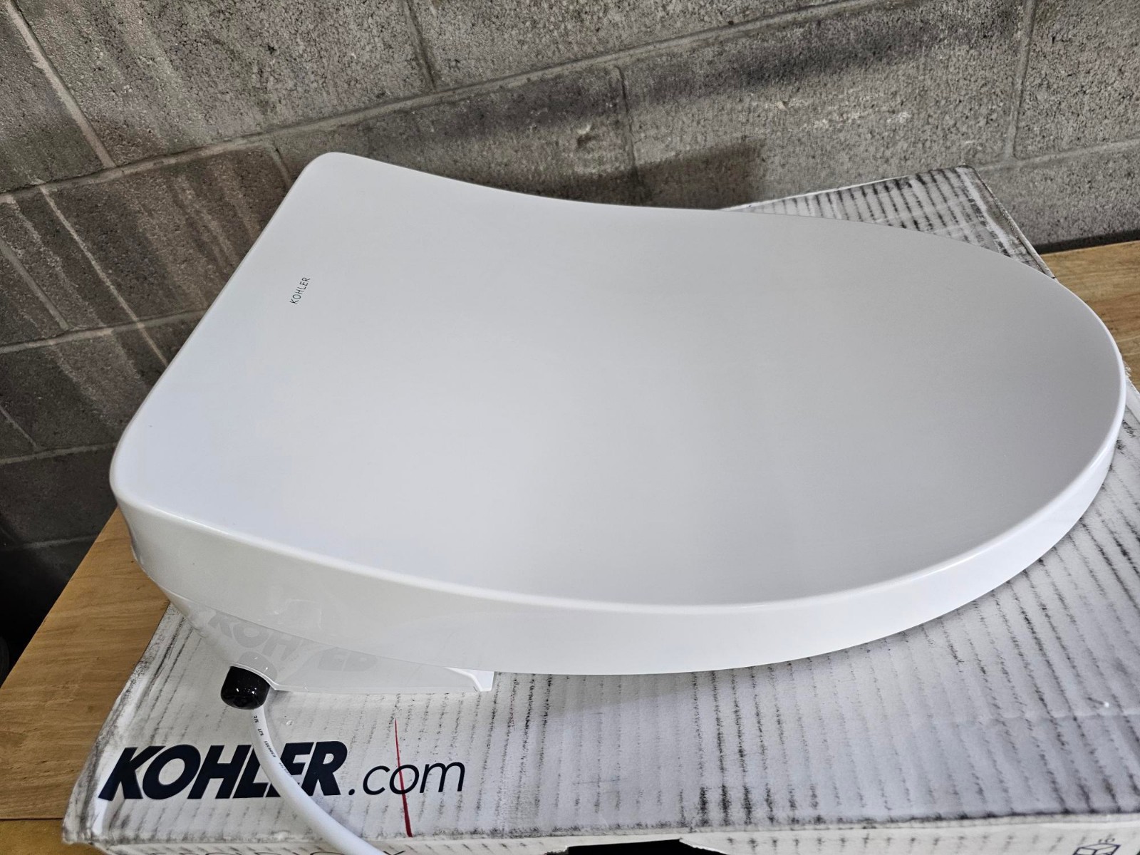 Enlongated Kohler C3-325 28119-0 Bidet Toilet Seat Heated w/ Remote