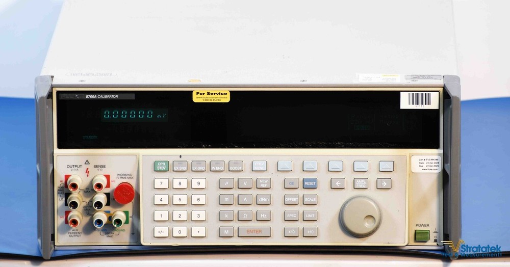 Fluke 5700A Multifunction Calibrator with Active Calibration by Fluke
