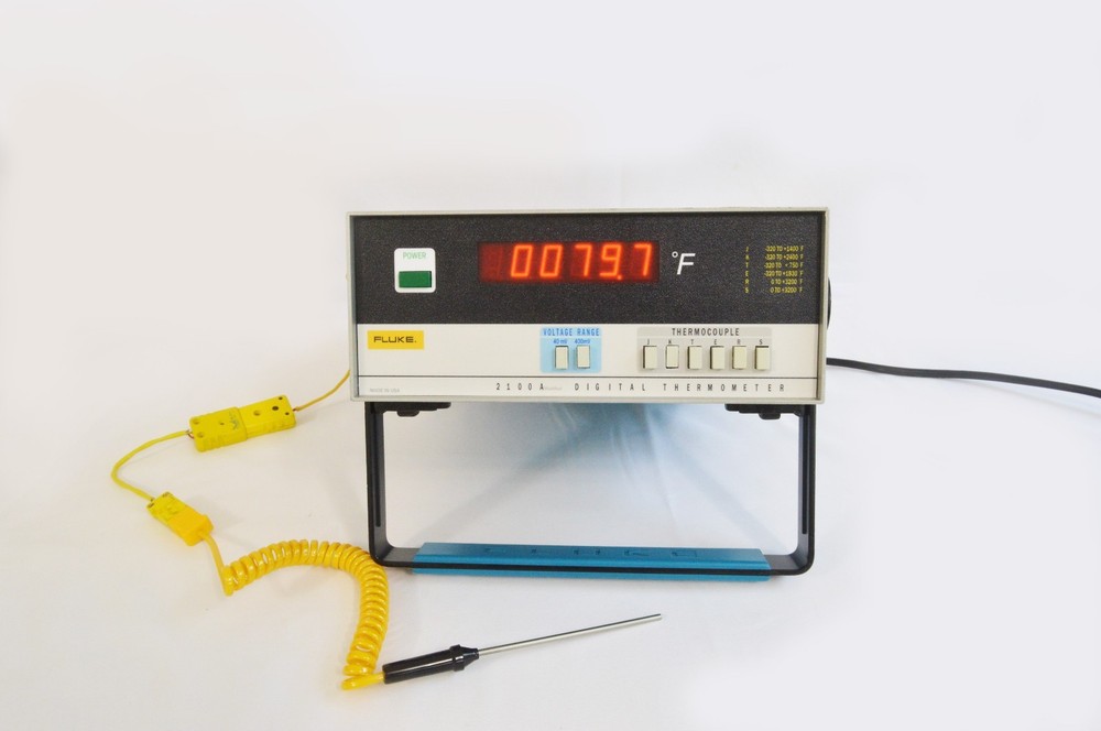 Fluke 2100A Reference Digital Thermometer with option -06  CALIBRATED GUARANTEED