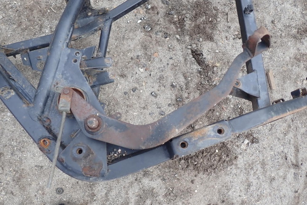 2000 YAMAHA TIMBERWOLF 250 MAIN FRAME