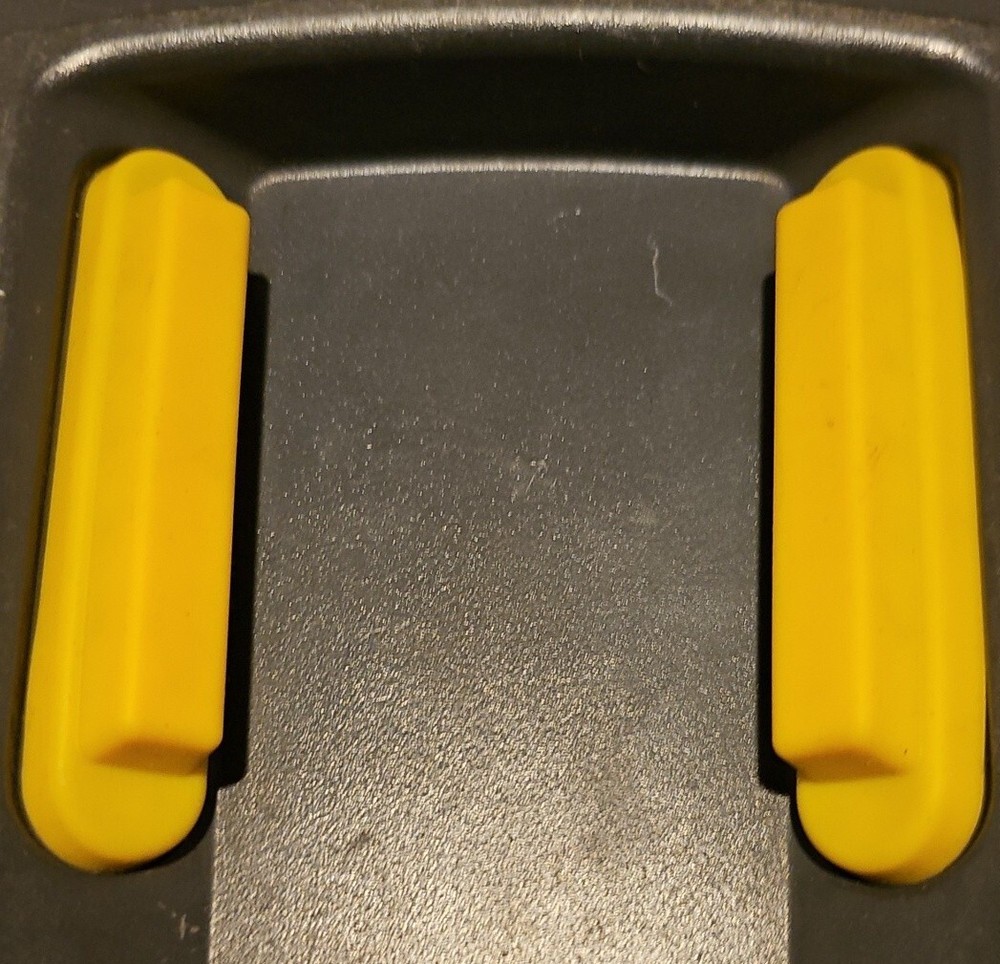 FANUC A05B-2255-C100#EAW AWE2 TEACH PENDANT.