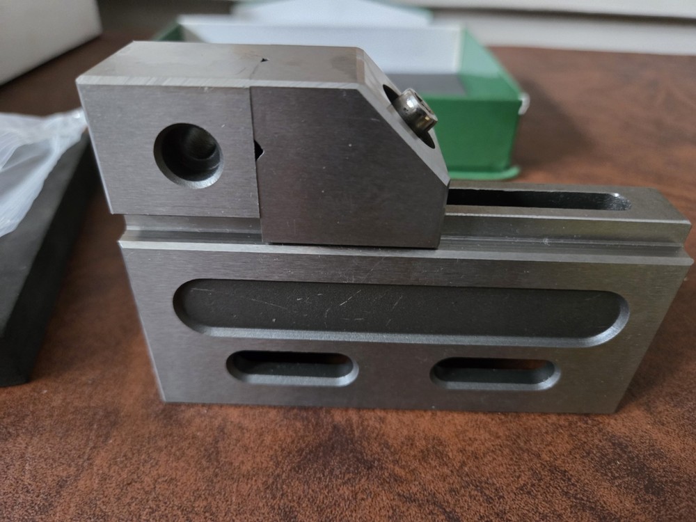 Xidik High Precision Vise