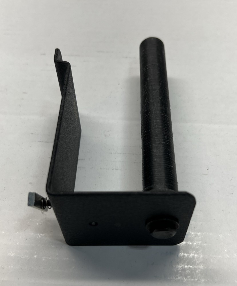 String Swing Flute Hanger - Secure Wall Mount for Display & Storage