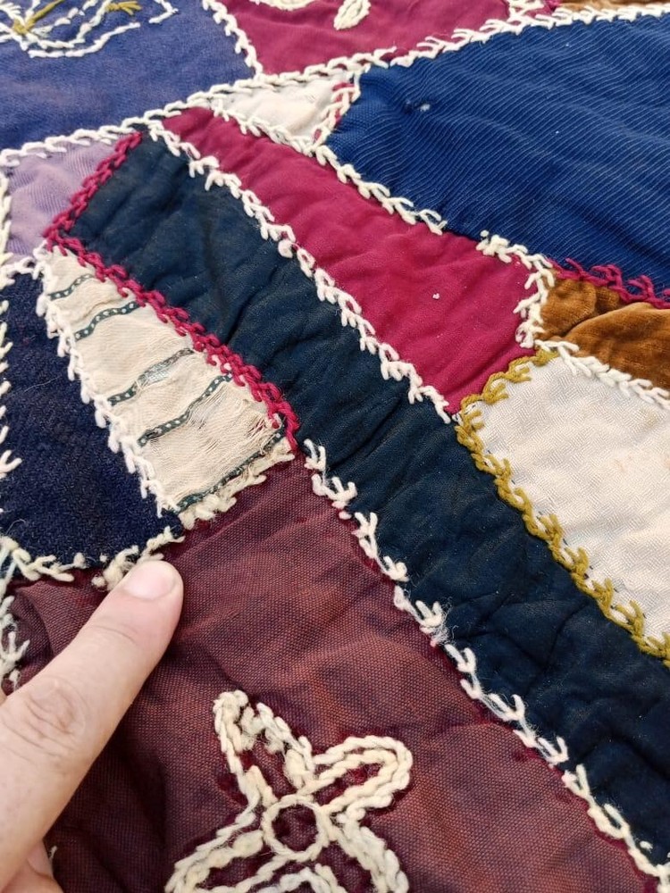 antique beautiful crazy handmade patchwork quilts it177