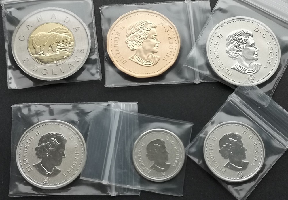 ***CANADA 2013 SPECIMEN COINS SET ***