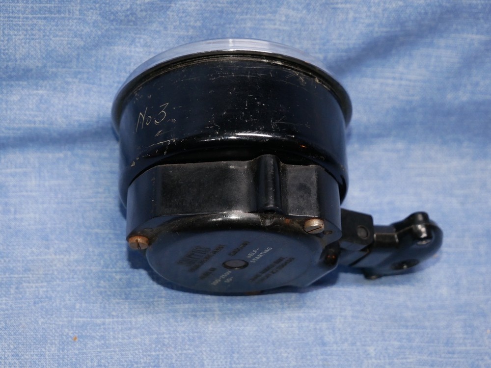 SMITHS INSTRUMENTS HOURS COUNTER - 240/250 VOLT