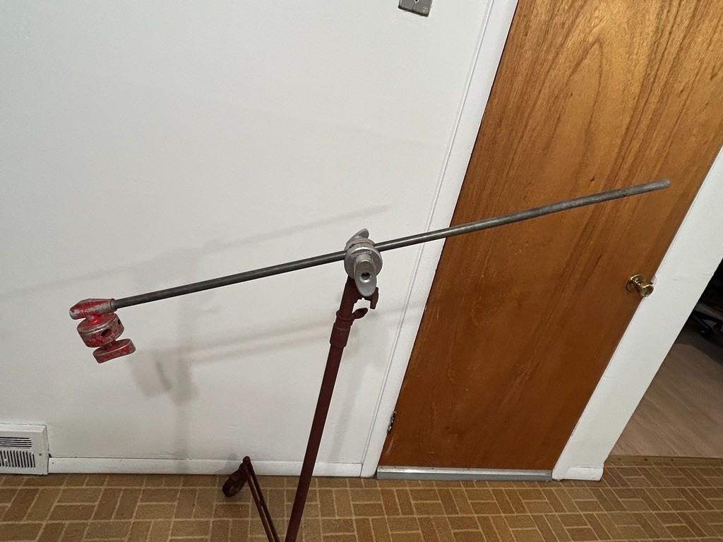 Mole-Richardson Baby Wheeled Studio Light Stand With Head & Mathew 40" Arms