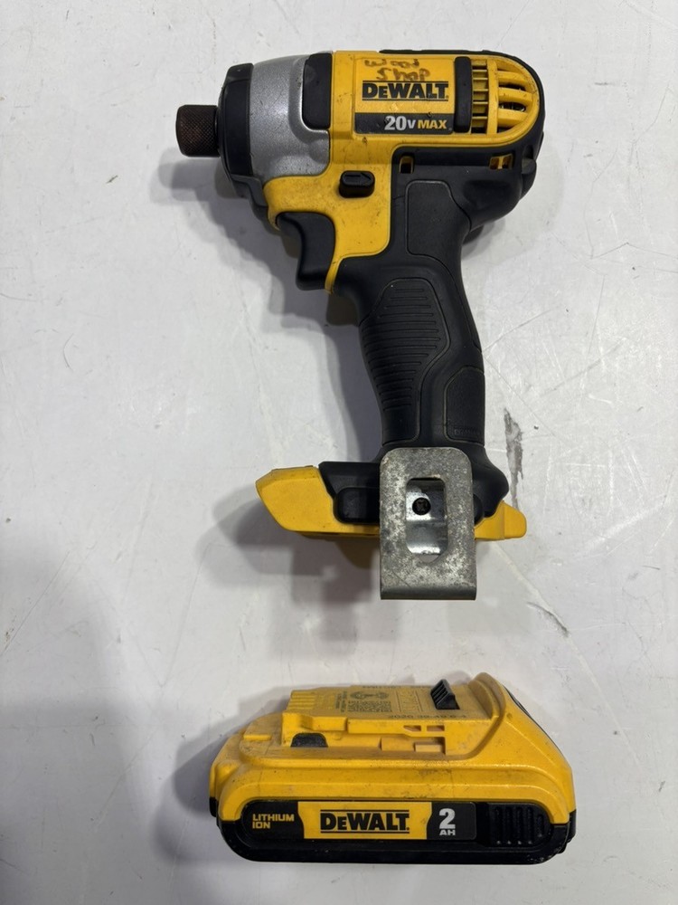 DEWALT DCF885 W/BATTERY (P11029046)