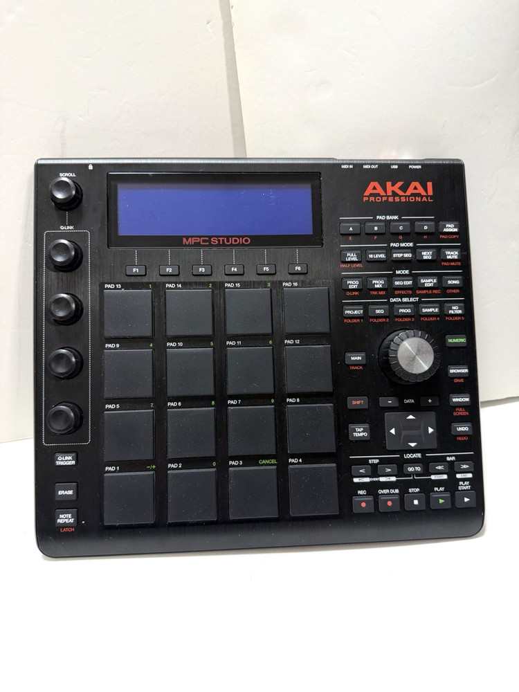 Akai Professional MPC STUDIO Black Midi Controller Interface
