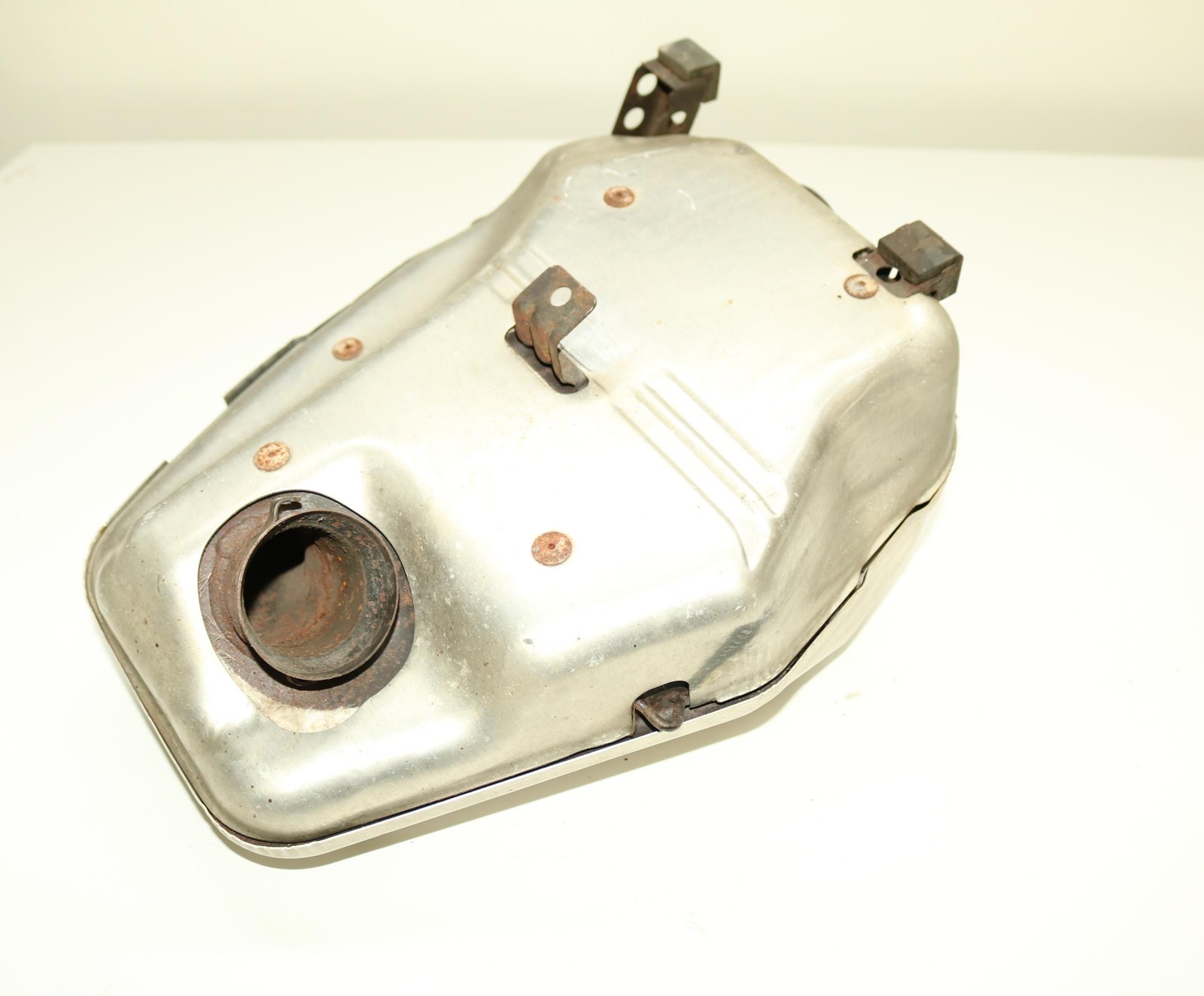 2016 Ski-doo Renegade Backcountry 146" 600 Etec Xm Exhaust Silencer Muffler Pipe