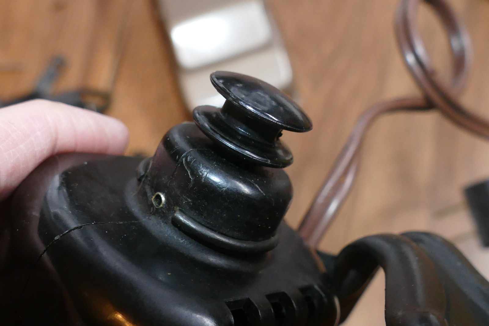 Singer Sewing Machine Motor BY 8-7, Light, Pedal - Tested Works