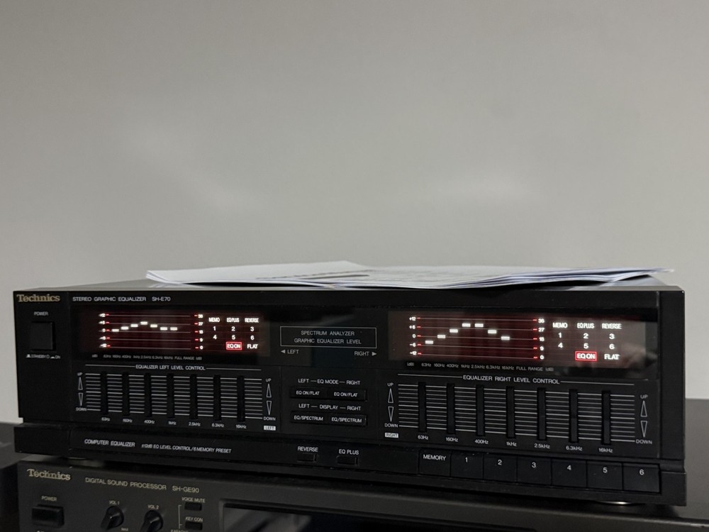 Technics SH-E70 graphic equalizer TOP