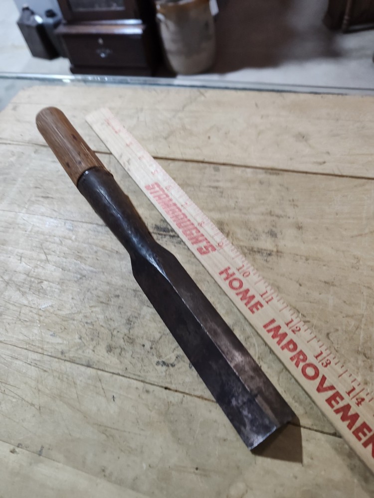 Early Merrill 7/8" Socket Corner Chisel Timber Frame Shipwright Timberframe