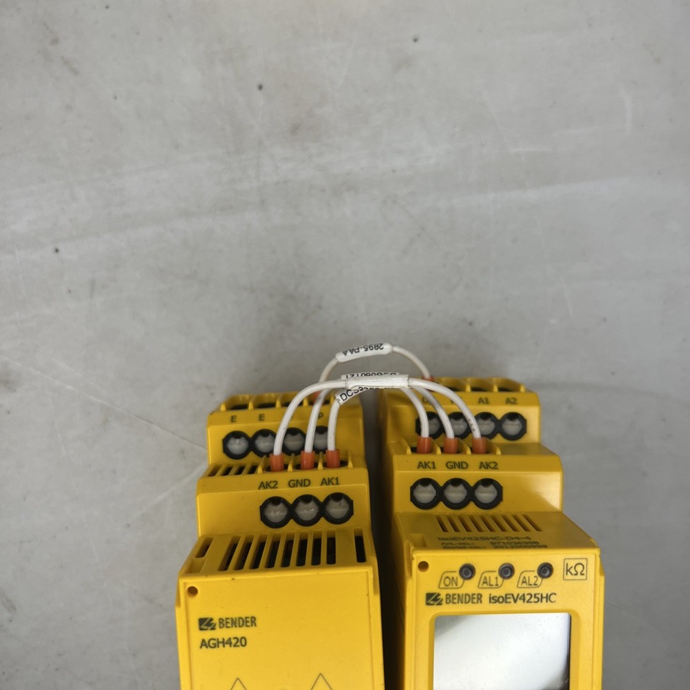 Bender ISOEV425HC-D4-4 Isometer With Coupling Device AGH420