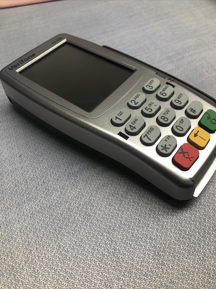 MINT VERIFONE VX820 160MB SC 3SAM STD KEYPAD CTLS / NO CABLE