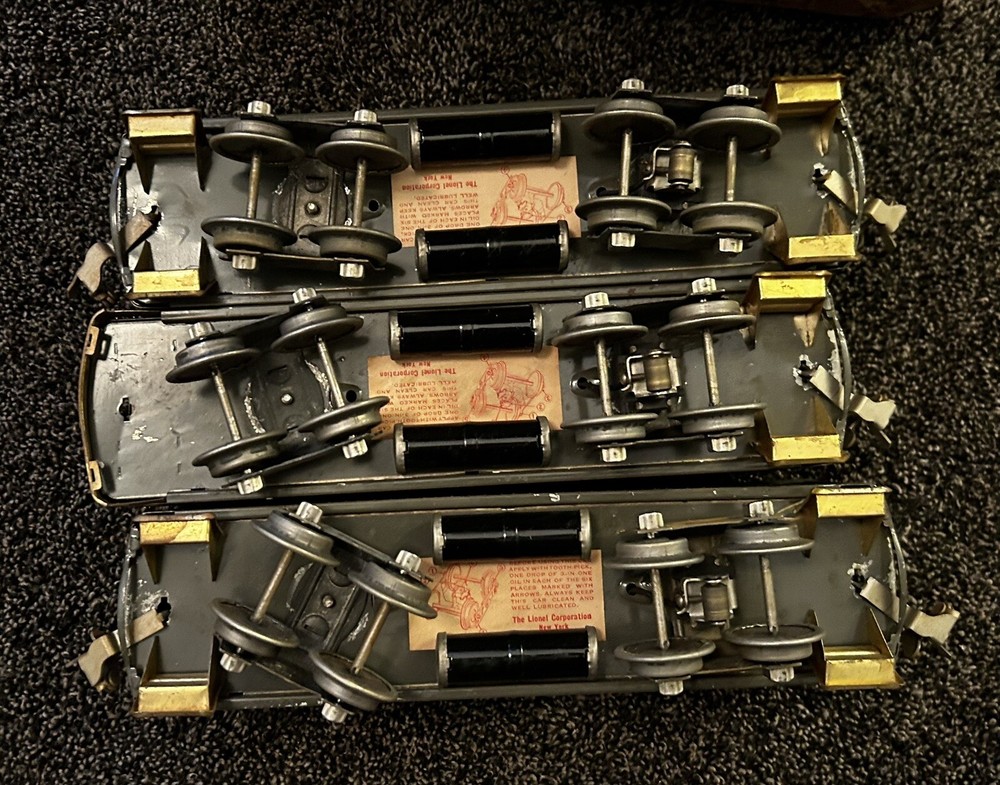 Lionel O- Gauge Train Set 281 engine NYC Observation Pullman W/ Box