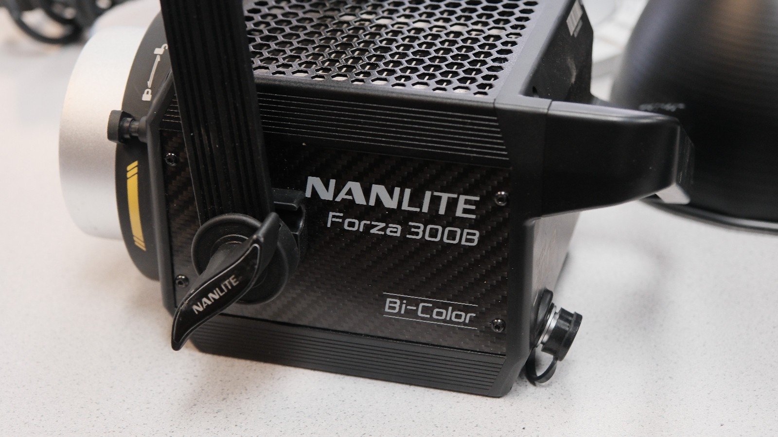 Nanlite Forza 300B LED Bi Color Monolight Kit With Carrying Case KIT FREE SHIP!