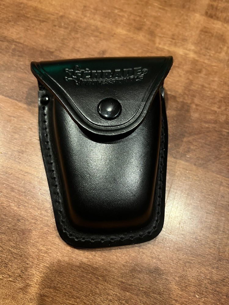 SCHRADE PROFESSIONALS LEATHER HANDCUFF CASE NIB